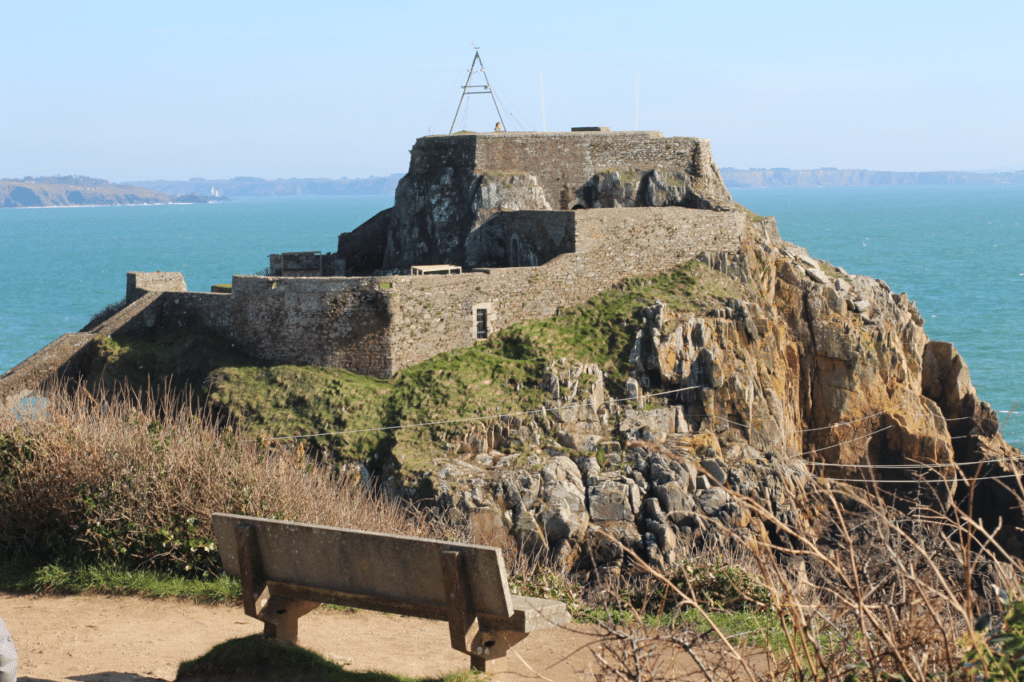 randonnée - fort de bertheaume - Plougonvelin- gites de fabie - GR34